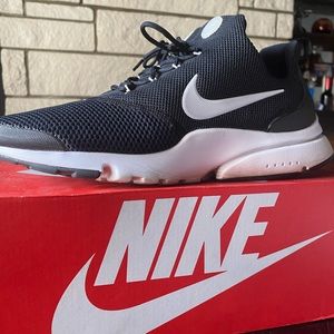 Nike presto fly
